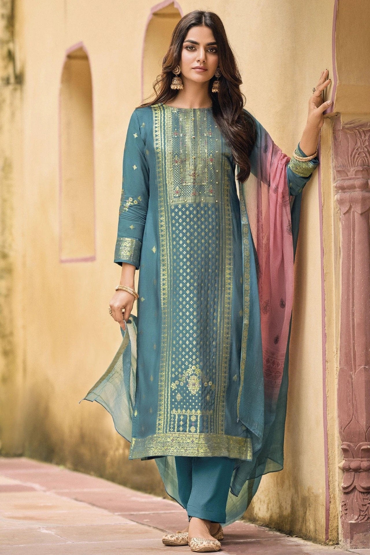 Salwar Suit